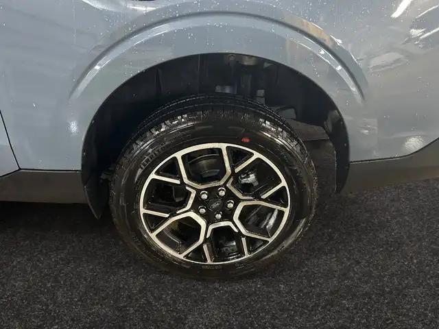 2026 Ford Maverick Lariat - Photo 9