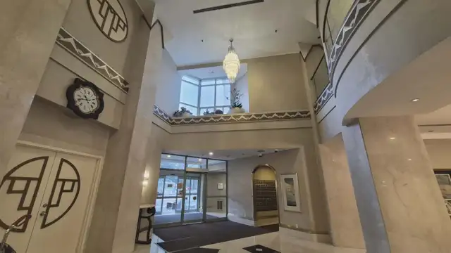 One BED   DEN/SOLARIUM  Tridel Condo at McCowan /401 - Furnished - Photo 6