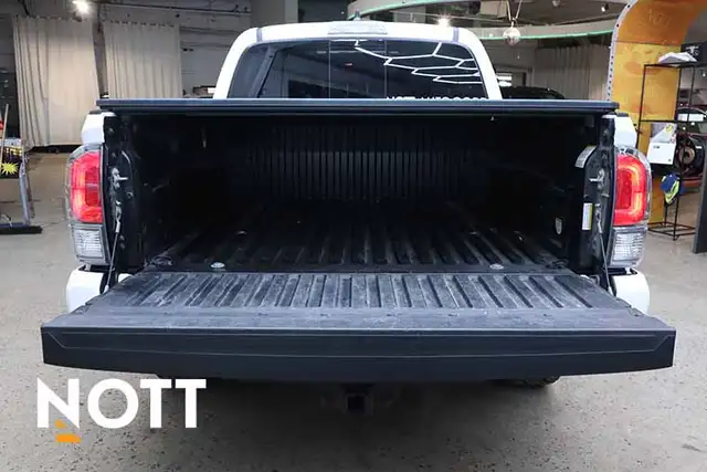 2020 TOYOTA TACOMA - 2020 Toyota Tacoma - Photo 4