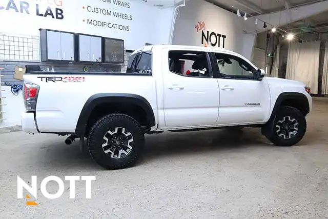 2020 TOYOTA TACOMA - 2020 Toyota Tacoma - Photo 6