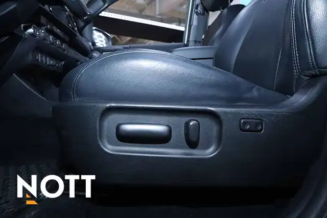 2020 TOYOTA TACOMA - 2020 Toyota Tacoma - Photo 12