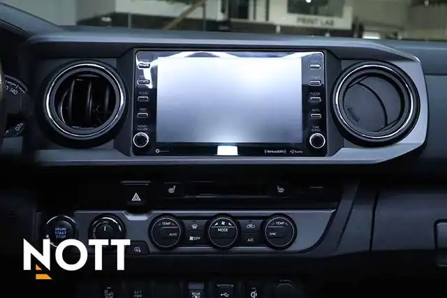 2020 TOYOTA TACOMA - 2020 Toyota Tacoma - Photo 17