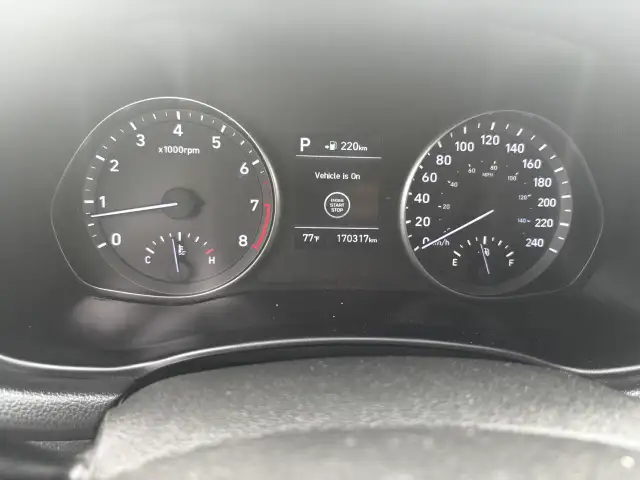 2018 Hyundai Elantra GT GLS, Panoramic Roof, Back-Up-Camera, Pus - Photo 21