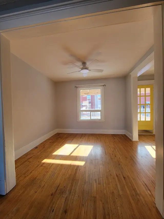 Three Bedroom Home for Rent - Downtown Cornwall - Photo 4