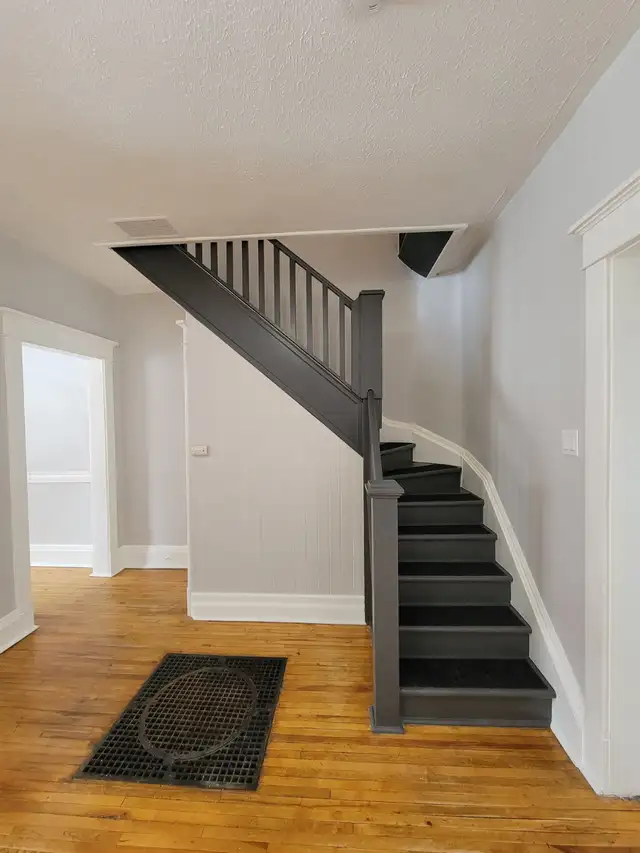 Three Bedroom Home for Rent - Downtown Cornwall - Photo 7