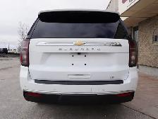 2023 Chevrolet Suburban LT 4WD - 8 PASS - HTD LEATHER - Photo 11