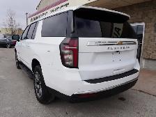 2023 Chevrolet Suburban LT 4WD - 8 PASS - HTD LEATHER - Photo 12