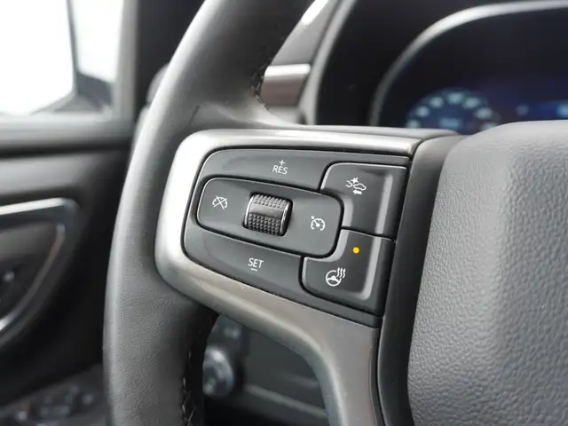 2023 Chevrolet Suburban LT 4WD - 8 PASS - HTD LEATHER - Photo 20