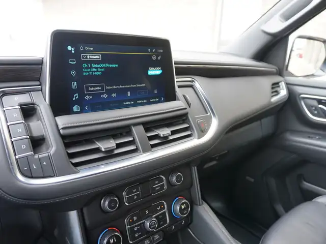 2023 Chevrolet Suburban LT 4WD - 8 PASS - HTD LEATHER - Photo 24