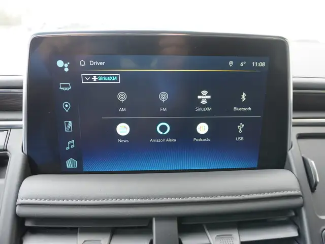 2023 Chevrolet Suburban LT 4WD - 8 PASS - HTD LEATHER - Photo 27