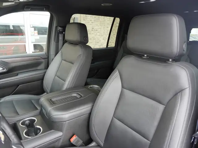 2023 Chevrolet Suburban LT 4WD - 8 PASS - HTD LEATHER - Photo 34