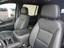 2023 Chevrolet Suburban LT 4WD - 8 PASS - HTD LEATHER - Photo 34