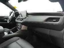 2023 Chevrolet Suburban LT 4WD - 8 PASS - HTD LEATHER - Photo 35