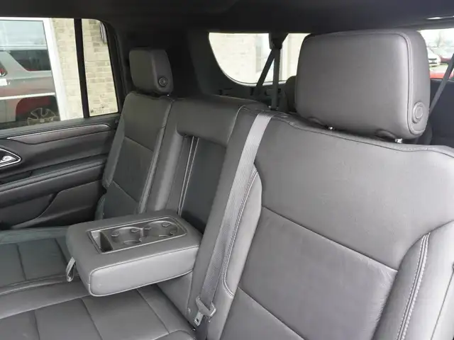 2023 Chevrolet Suburban LT 4WD - 8 PASS - HTD LEATHER - Photo 41