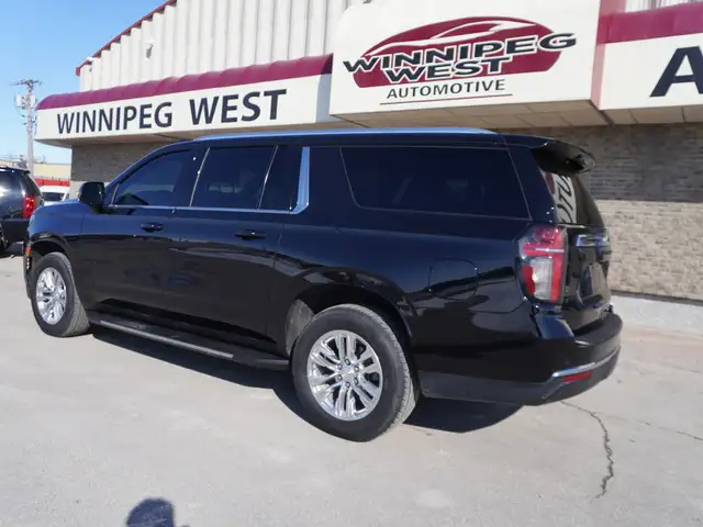 2024 Chevrolet Suburban 4WD LT - 7 Passenger - DURAMAX DIESEL - Photo 3