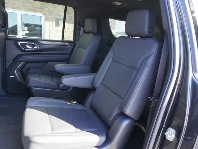 2024 Chevrolet Suburban 4WD LT - 7 Passenger - DURAMAX DIESEL - Photo 24
