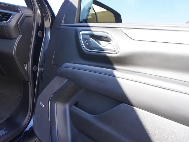 2024 Chevrolet Suburban 4WD LT - 7 Passenger - DURAMAX DIESEL - Photo 27