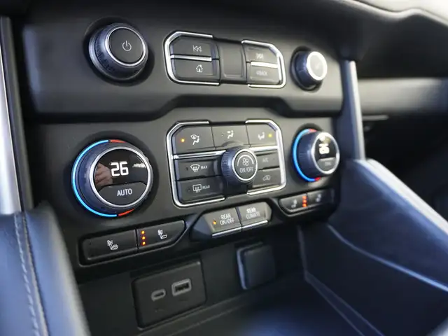 2024 Chevrolet Suburban 4WD LT - 7 Passenger - DURAMAX DIESEL - Photo 41