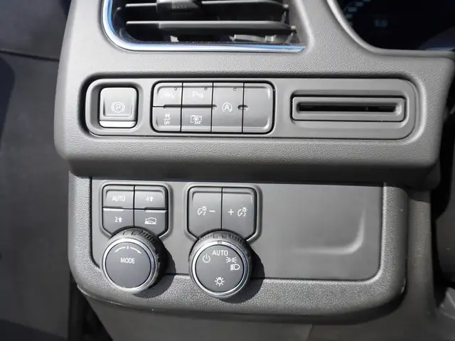 2024 Chevrolet Suburban 4WD LT - 7 Passenger - DURAMAX DIESEL - Photo 42