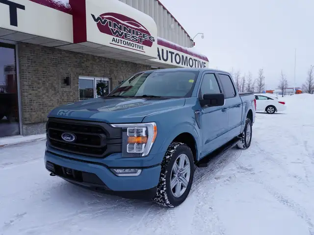 2023 Ford F-150 XLT PREMIUM BUCKETS & CONSOLE AND 5.0L COYOTE! - Photo 3