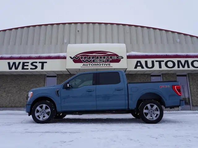 2023 Ford F-150 XLT PREMIUM BUCKETS & CONSOLE AND 5.0L COYOTE! - Photo 4