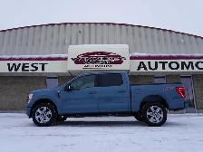 2023 Ford F-150 XLT PREMIUM BUCKETS & CONSOLE AND 5.0L COYOTE! - Photo 4