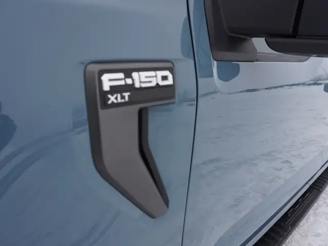 2023 Ford F-150 XLT PREMIUM BUCKETS & CONSOLE AND 5.0L COYOTE! - Photo 13