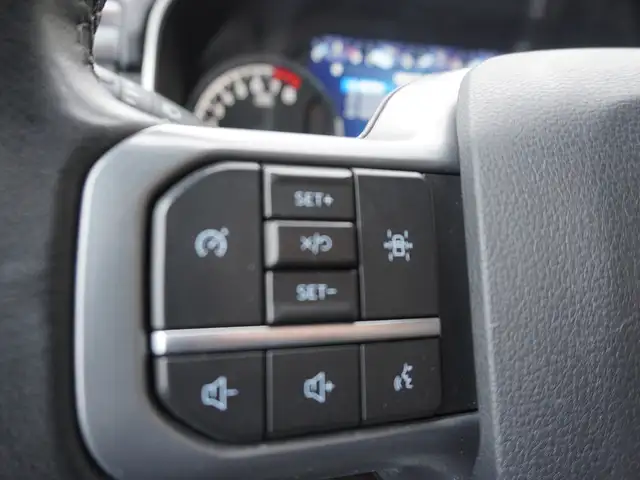 2023 Ford F-150 XLT PREMIUM BUCKETS & CONSOLE AND 5.0L COYOTE! - Photo 35