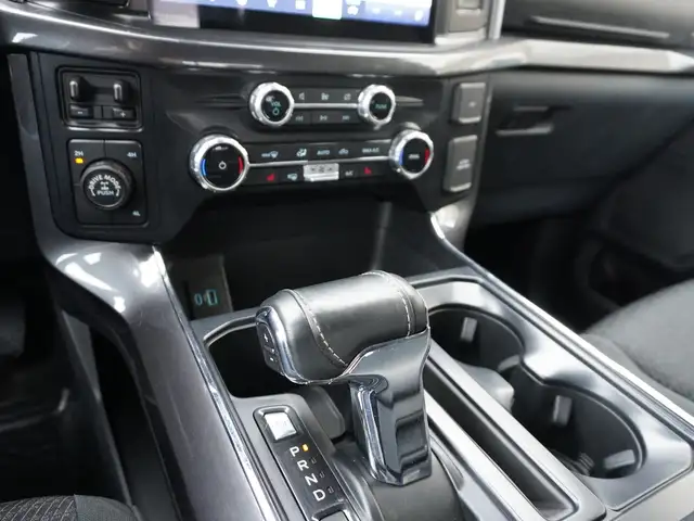 2023 Ford F-150 XLT PREMIUM BUCKETS & CONSOLE AND 5.0L COYOTE! - Photo 37