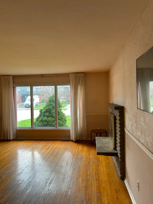 Bright & Spacious First-Floor Room for Rent – Applewood Heights, - Photo 10