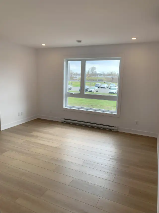 Grand 4 1/2 à louer neuf à Valleyfield au 1er étage - Photo 6