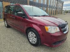 2016 Dodge Grand Caravan SE 'LOW KM'S' - Photo 2