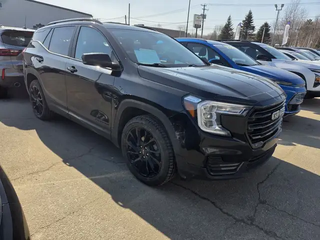 2023 GMC Terrain SLE, ELEVATION, AWD, SIEGES CHAUFFANTS - Photo 10