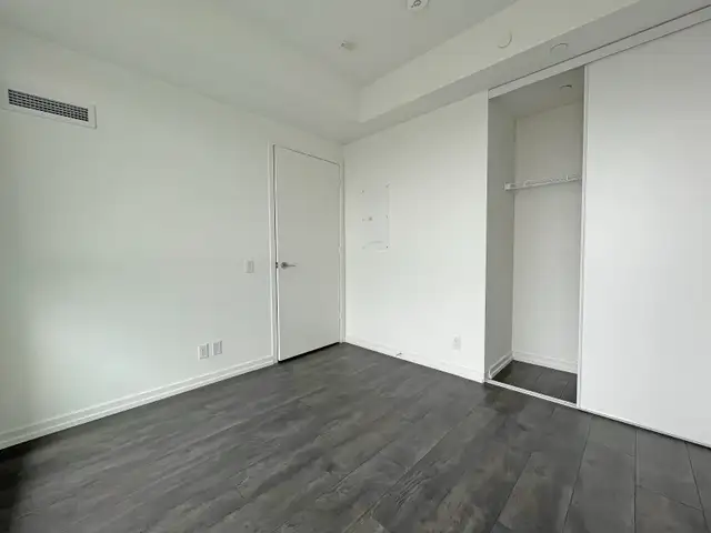 Vaughan TTC Subway - 1 bed condo with unobstructed views - Photo 7