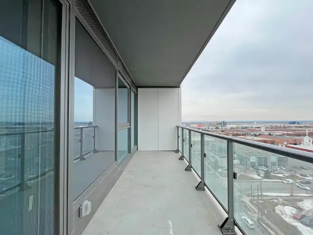 Vaughan TTC Subway - 1 bed condo with unobstructed views - Photo 9