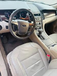 2011 Ford Taurus Sport SEL AWD - Photo 9