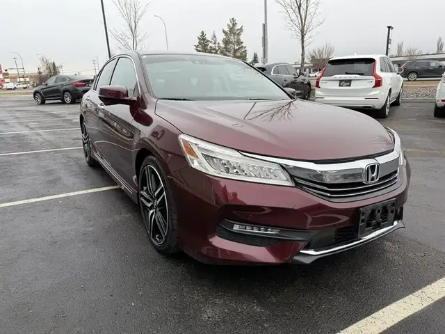 2017 Honda Accord Touring - Photo 3