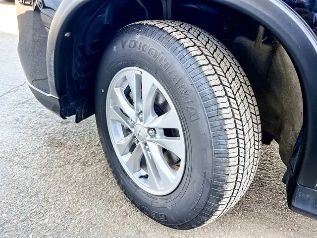 2024 Mitsubishi RVR SE - (Only 2,800KM!) - Photo 2