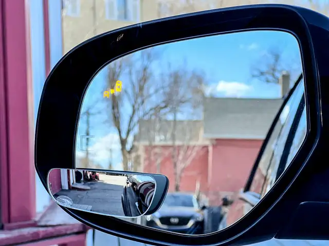 2024 Mitsubishi RVR SE - (Only 2,800KM!) - Photo 11