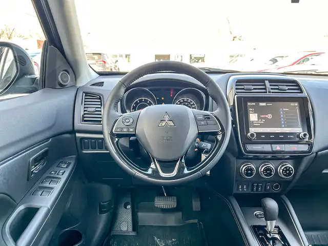 2024 Mitsubishi RVR SE - (Only 2,800KM!) - Photo 18