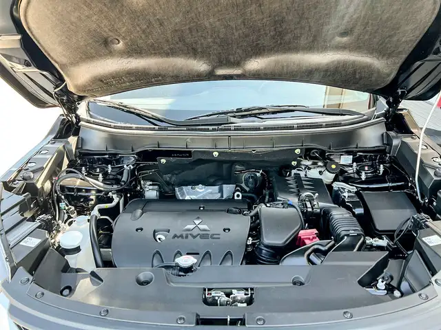 2024 Mitsubishi RVR SE - (Only 2,800KM!) - Photo 24