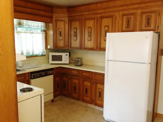 Furnished Room for Rent Near U of M - Photo 5