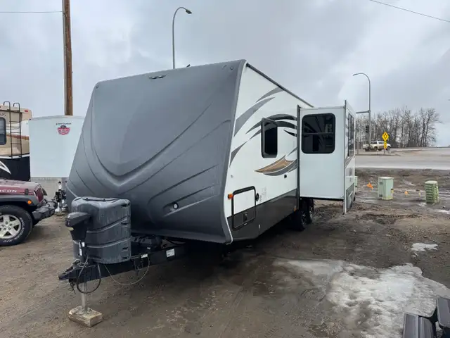 2014 WILDCAT MAXX - Bumper Pull - Photo 2