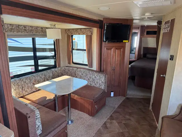 2014 WILDCAT MAXX - Bumper Pull - Photo 5