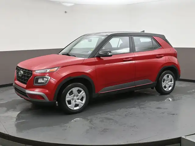 2022 Hyundai Venue Essential One Owner!, Heated Seats, Apple/And - Photo 3