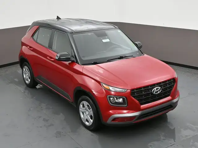 2022 Hyundai Venue Essential One Owner!, Heated Seats, Apple/And - Photo 29