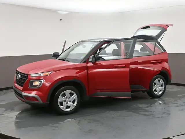 2022 Hyundai Venue Essential One Owner!, Heated Seats, Apple/And - Photo 40