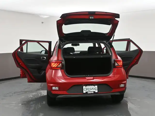 2022 Hyundai Venue Essential One Owner!, Heated Seats, Apple/And - Photo 43