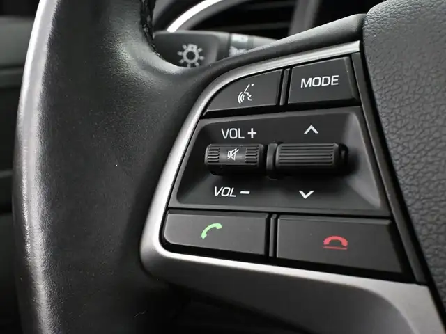 2018 Hyundai Elantra LIMITED Heated Seats/Wheel, Leather, Sunroo - Photo 12