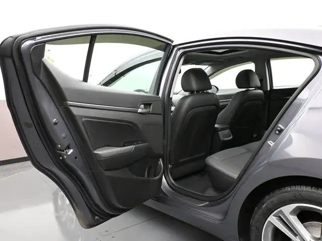 2018 Hyundai Elantra LIMITED Heated Seats/Wheel, Leather, Sunroo - Photo 21